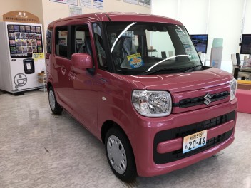 ピンクの実車ありますよ！！